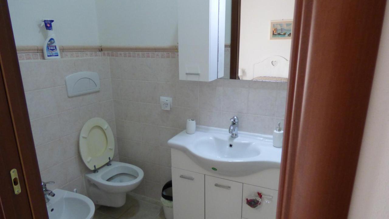 Al 12 Apartment