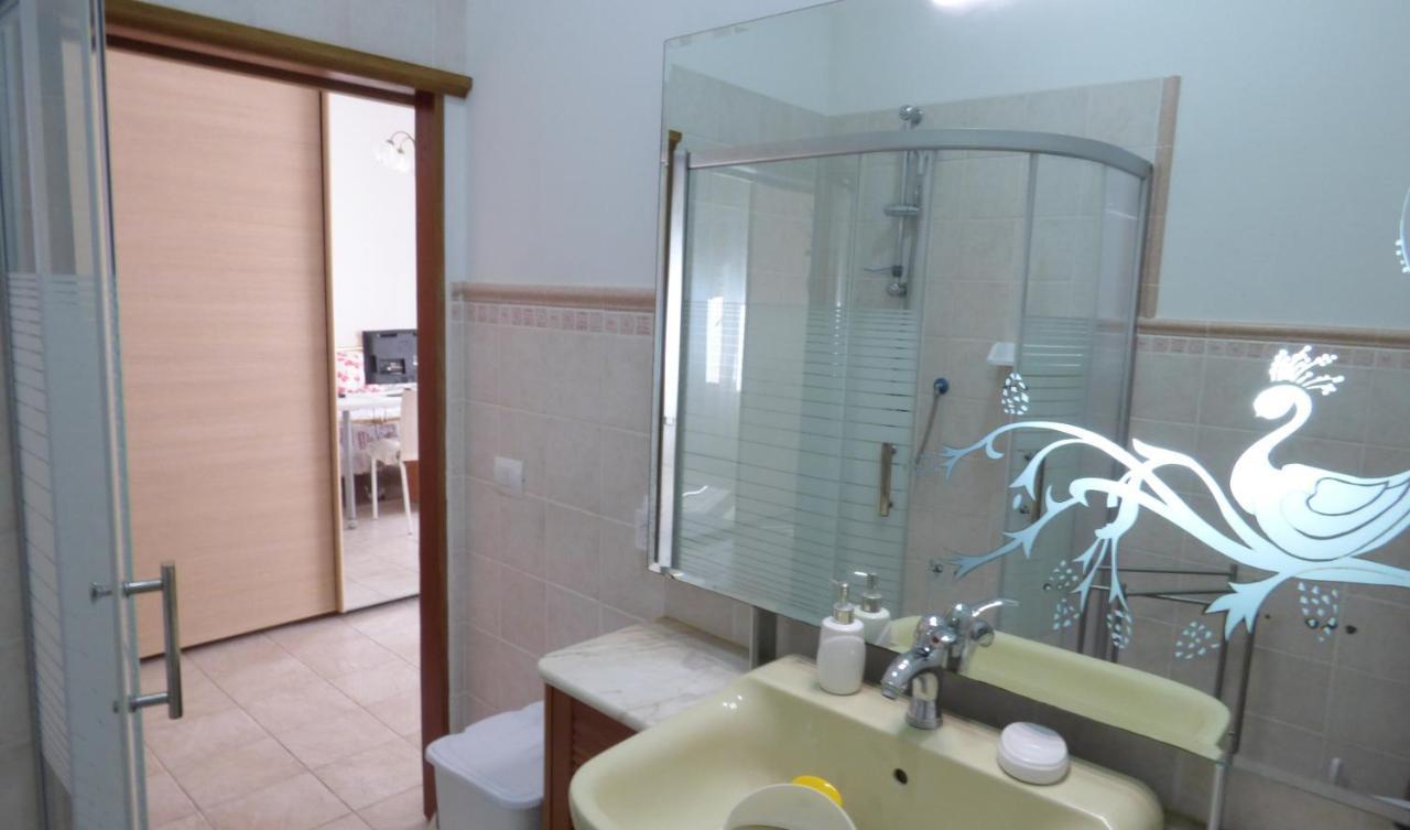 Al 12 Apartment