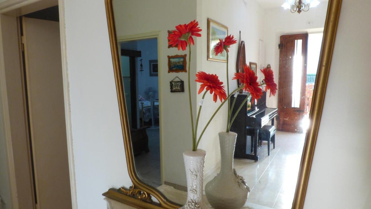 Al 12 Apartment